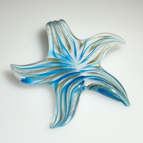 Handblown Lampwork Glass Blue White Gold
Starfish Pendant - Picture 10 of 11